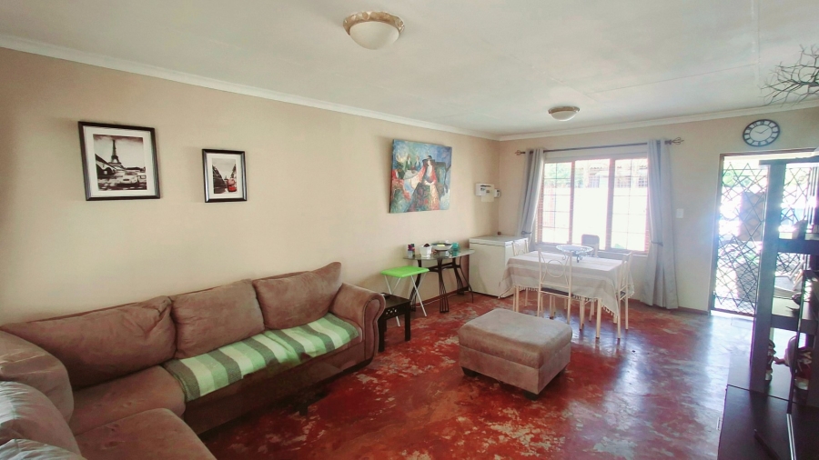 2 Bedroom Property for Sale in Vaalpark Free State